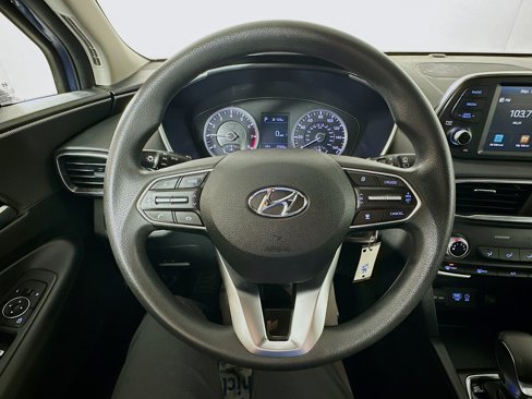 Used 2020 Hyundai Santa Fe SE image 11