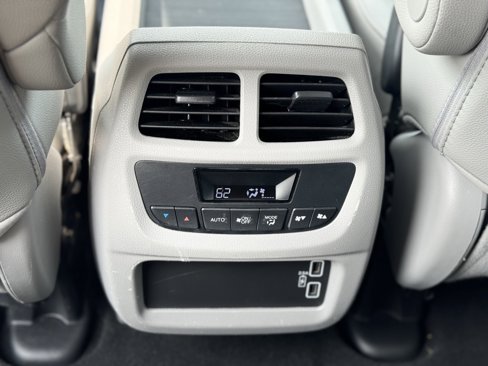 Used 2022 Honda Pilot EX-L image 25