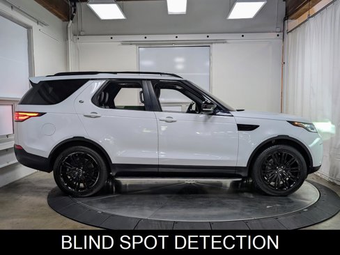Used 2019 Land Rover Discovery HSE Luxury image 9