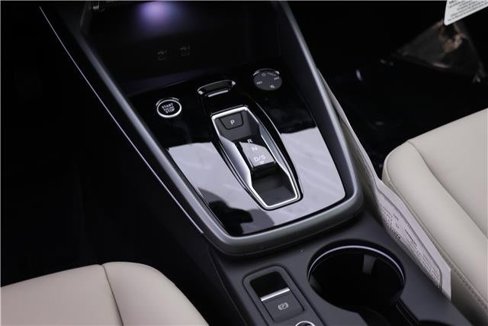 Used 2025 Audi A3 2.0T Premium image 13