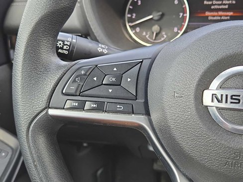Used 2023 Nissan Sentra SV image 43