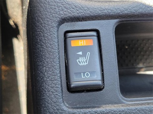 Used 2020 Nissan Rogue SV image 6