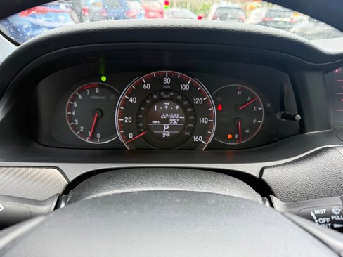 Used 2016 Honda Accord Sport image 18