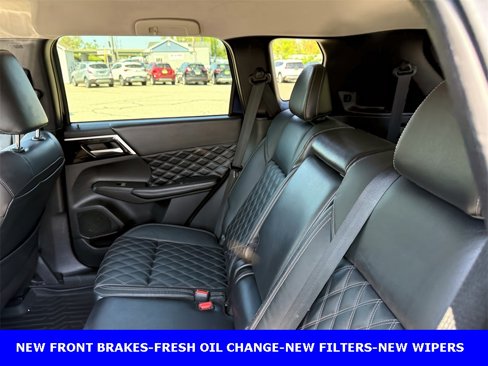 Used 2022 Mitsubishi Outlander SEL image 10