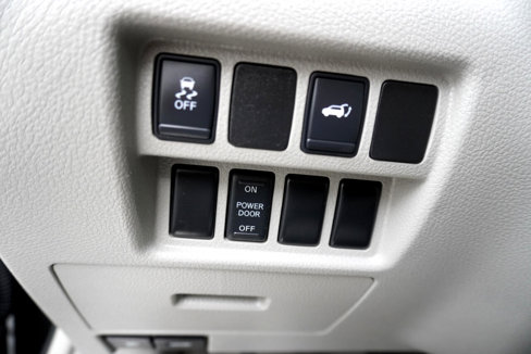 Used 2012 Nissan Quest SL w/ Bose Pkg image 24
