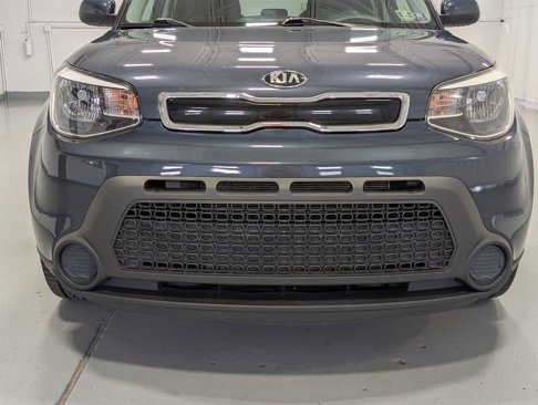 Used 2015 Kia Soul + image 2