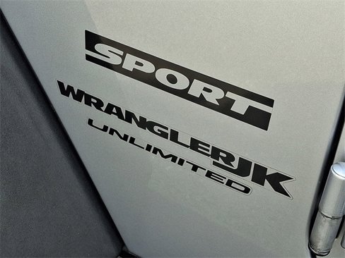 Used 2018 Jeep Wrangler Unlimited Sport S image 29