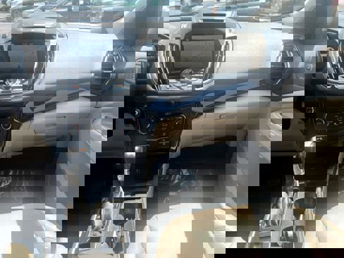 Used 2017 Ford Escape Titanium image 12