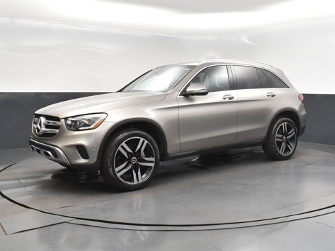 Used 2021 Mercedes-Benz GLC 300 image 3