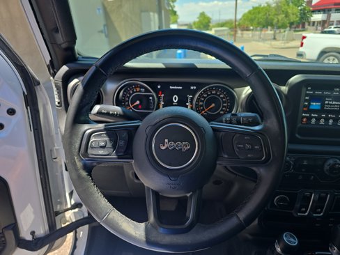 Used 2019 Jeep Wrangler Sport image 14
