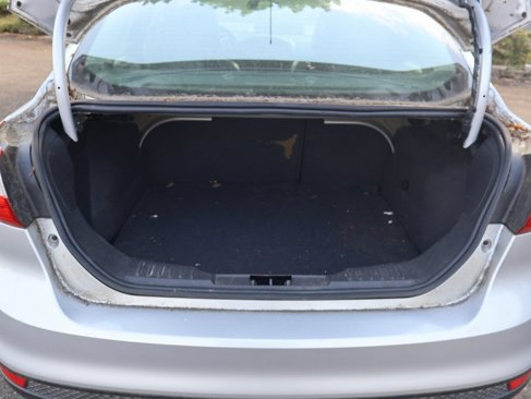 Used 2013 Ford Focus SE image 6