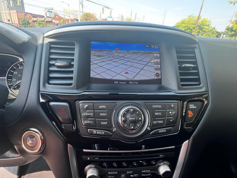 Used 2018 Nissan Pathfinder SV w/ SV Tech Package image 28