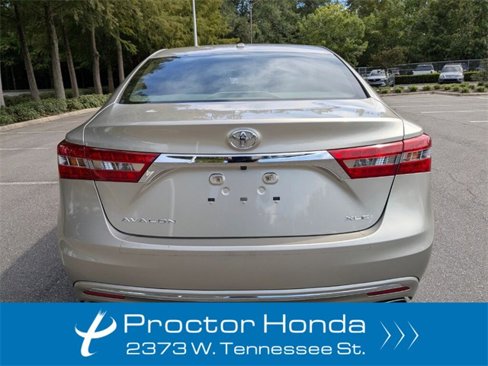 Used 2016 Toyota Avalon XLE Premium image 9