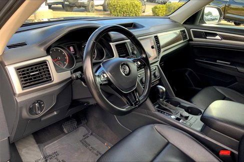 Used 2019 Volkswagen Atlas SE w/ Panoramic Sunroof Package image 17