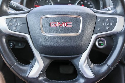Used 2018 GMC Terrain Denali w/ Advanced Safety Package image 26