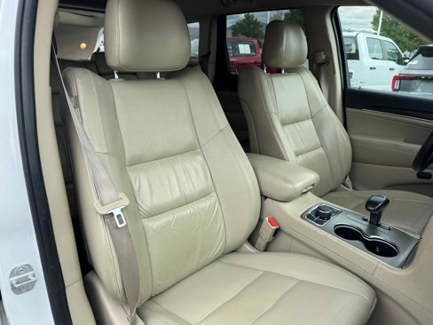 Used 2014 Jeep Grand Cherokee Limited image 34