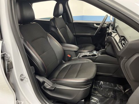 Used 2025 Ford Escape ST-Line Select image 29