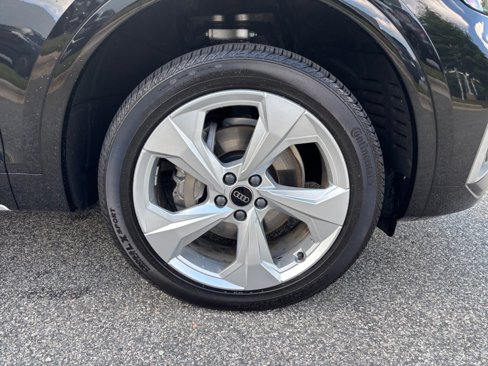 Certified 2025 Audi Q5 2.0T Premium Plus image 25