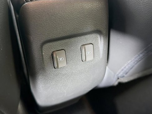 Certified 2021 Nissan Kicks SR w/ SR Premium Package image 25