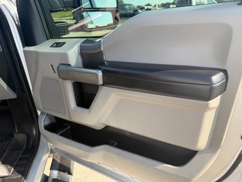 Used 2017 Ford F250 XLT w/ XLT Premium Package image 40
