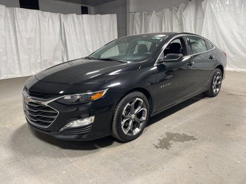 Used 2024 Chevrolet Malibu LT image 3