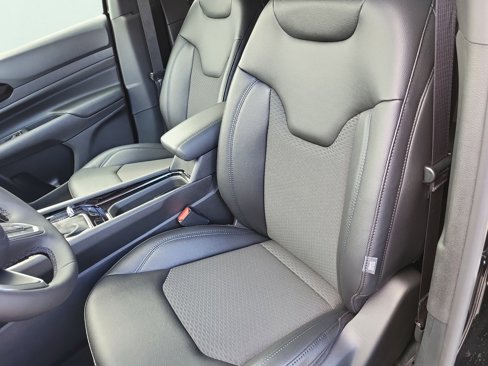 New 2026 Jeep Compass Latitude image 22