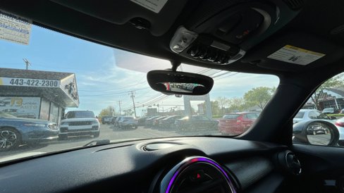 Used 2015 MINI Cooper 4-Door Hardtop image 19