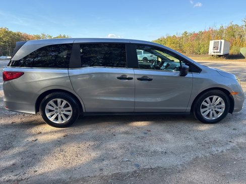 Used 2022 Honda Odyssey LX image 8