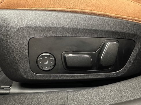 Used 2024 BMW i4 xDrive40i w/ Premium Package image 11