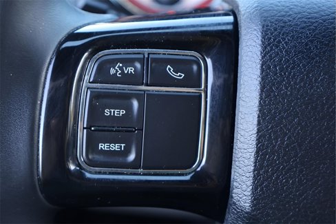 Used 2017 Dodge Grand Caravan SXT image 23
