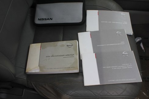 Used 2004 Nissan Armada LE w/ (SR2) Sunroof Pkg (LE) image 33