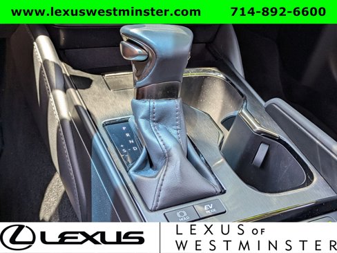 Certified 2024 Lexus ES 300h w/ Premium Package image 20