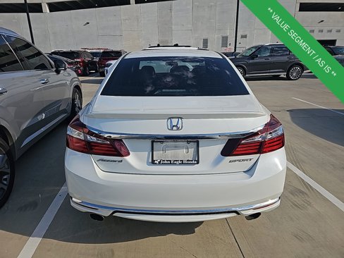 Used 2017 Honda Accord Sport image 7