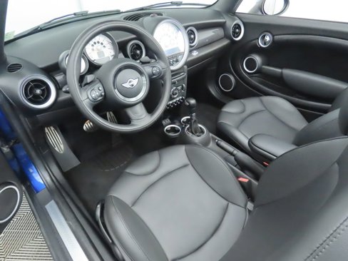 Used 2014 MINI Cooper S image 17