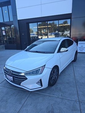Used 2020 Hyundai Elantra Limited w/ Cargo Package (C1) image 4