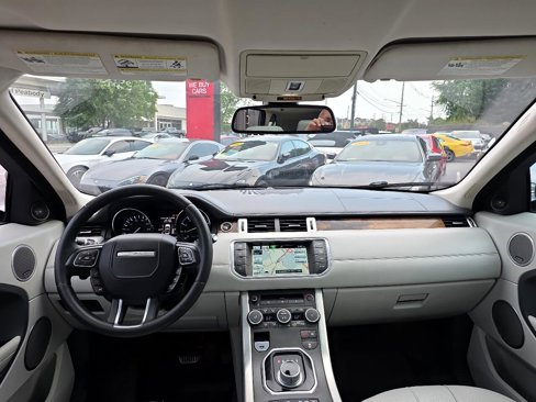 Used 2015 Land Rover Range Rover Evoque Prestige image 49