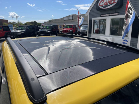 Used 2015 Jeep Renegade Latitude w/ Cold Weather Group II image 3