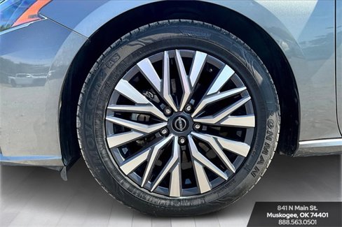 Used 2023 Nissan Altima 2.5 SV image 31