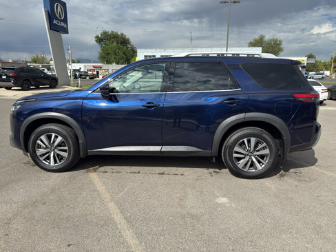Used 2022 Nissan Pathfinder SL image 4
