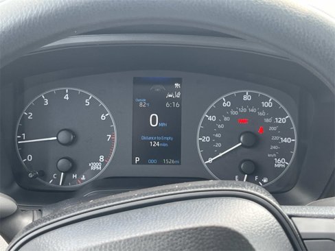 Used 2025 Toyota Corolla Cross L image 34