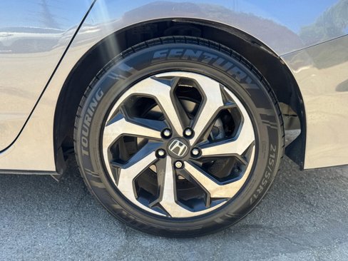 Used 2017 Honda Accord EX-L image 13