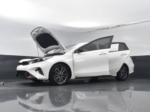 Used 2023 Kia Forte GT-Line image 29