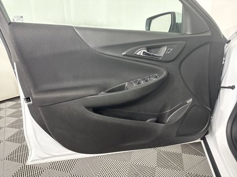 Used 2023 Chevrolet Malibu LT image 8