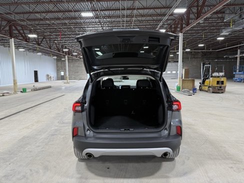 Used 2023 Ford Escape Platinum image 29