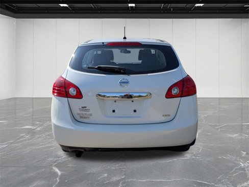 Used 2014 Nissan Rogue S image 4
