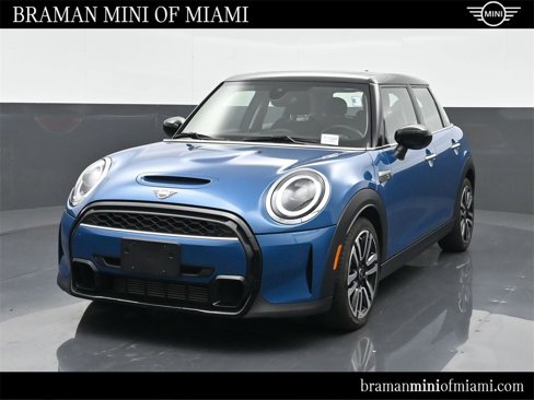 Used 2022 MINI Cooper S image 1