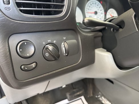 Used 2006 Dodge Grand Caravan SE image 12