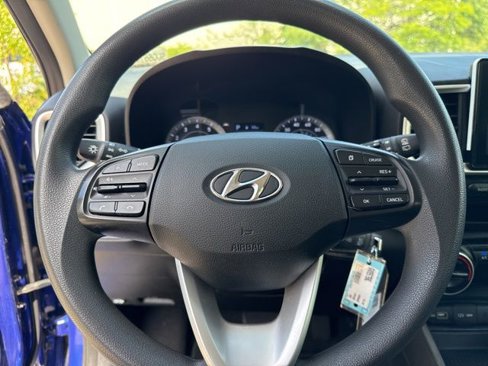 Certified 2022 Hyundai Venue SE w/ Cargo Package image 10