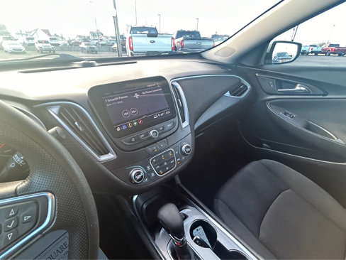 Used 2023 Chevrolet Malibu LT image 21