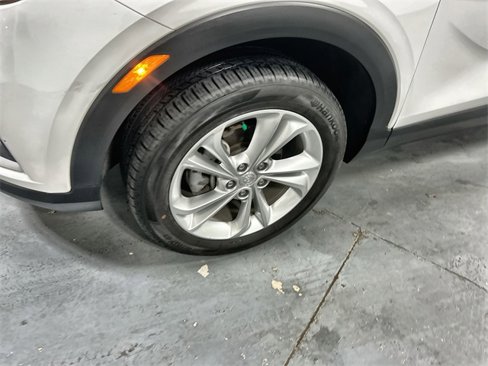 Used 2023 Buick Encore GX Preferred w/ Cold Weather Comfort Package image 17